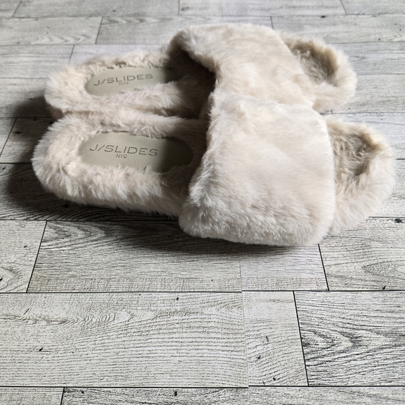 J-Slide Fax Fur Slipper Sandals - Picture 5 of 5